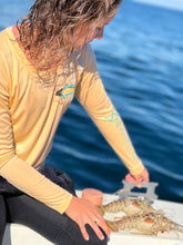 Load image into Gallery viewer, Abaco with Bahama Diver Design